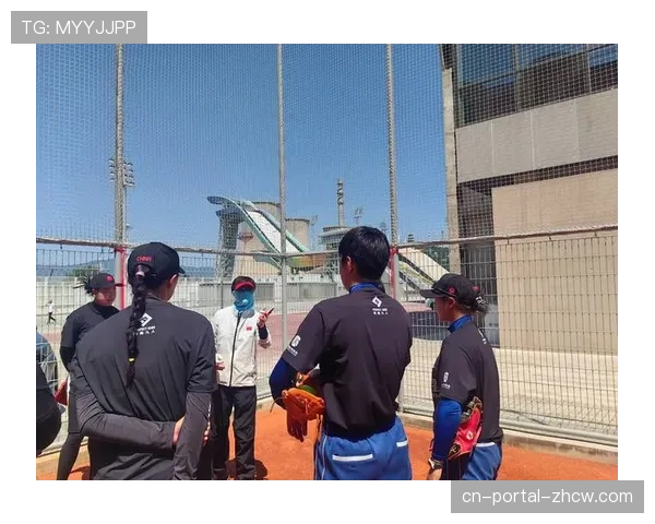 深度战术：解析日本女垒“小球战术”体系，为何能让投手发挥最大威力？